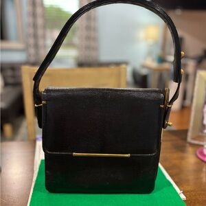 Vintage Prestige Black Structured Shoulder Bag with Gold Accent